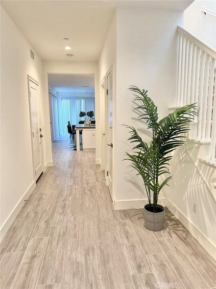 Photo - 119 Della Apartment