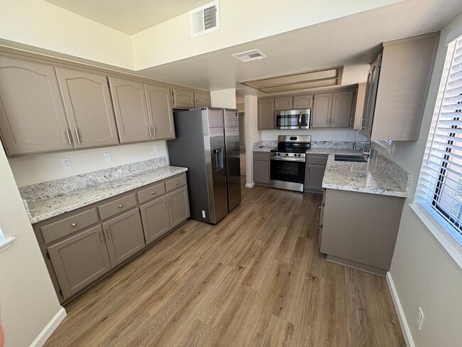 Building Photo - Spacious 2 Bedroom Home in Desirable Jess Ranch Community