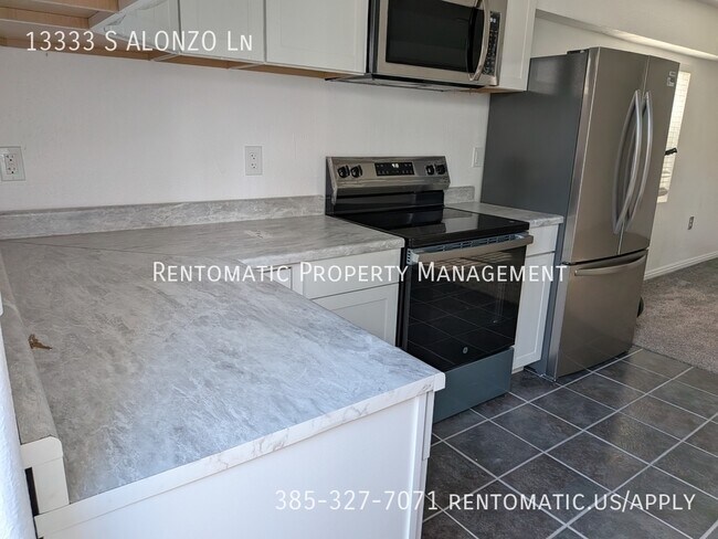 Foto del edificio - 13333 Alonzo Ln
