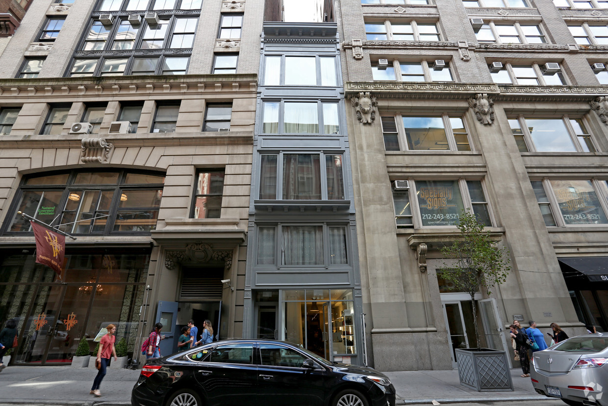 Foto del edificio - 52 W 21st St