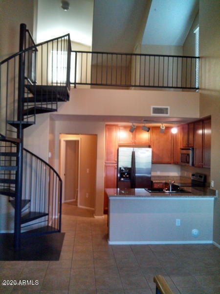 Building Photo - 4081 E Windsor Dr