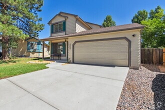Building Photo - 6067 Wisteria Dr