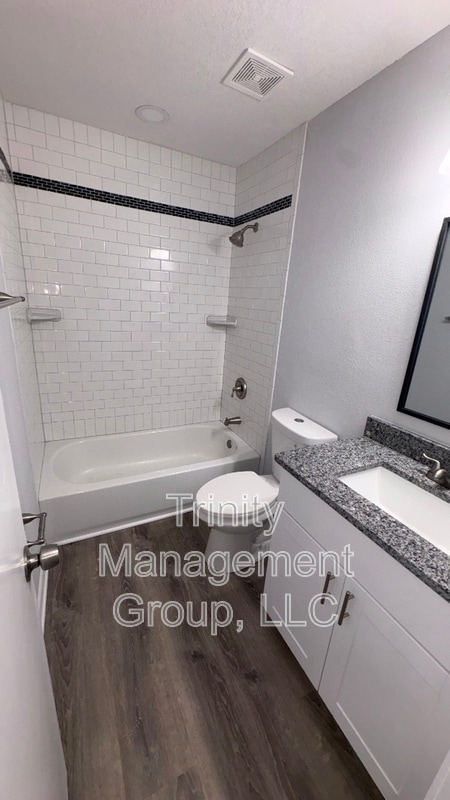 Building Photo - 4 Spring Ln Way