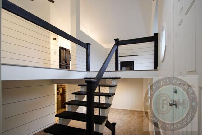 Foto del edificio - Spacious 4-bedroom, 3-bath home in Omaha