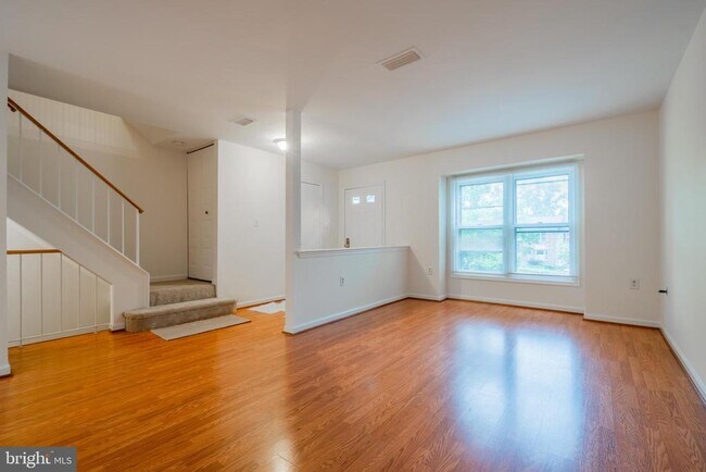 Foto del edificio - 14167 Royal Oak Ln