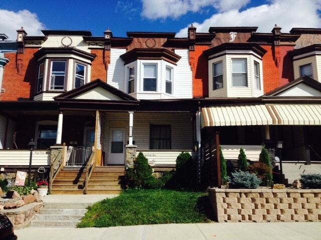 Fachada de la casa - 4045 5th Ave