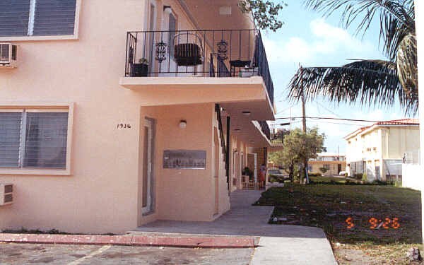 Foto principal - 1936 Normandy Dr