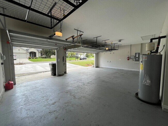 Building Photo - 3074 Paddle Creek Dr