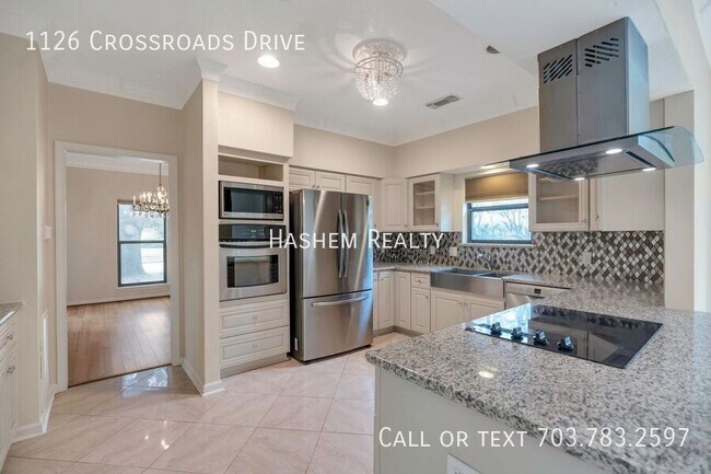 Foto del edificio - 1126 Crossroads Dr