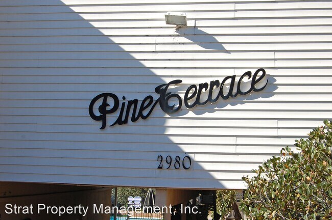 Building Photo - 2980 Clairemont Dr