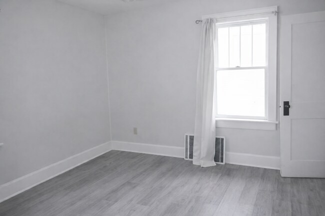 Foto del edificio - 2/3 Bedroom Plain Local House for Rent