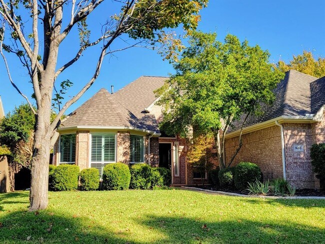 Building Photo - 920 Midland Creek Dr