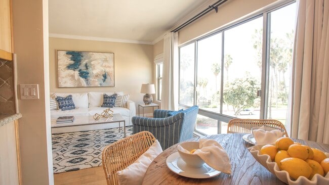 Building Photo - Ocean Condos- All Ocean View Apartments!