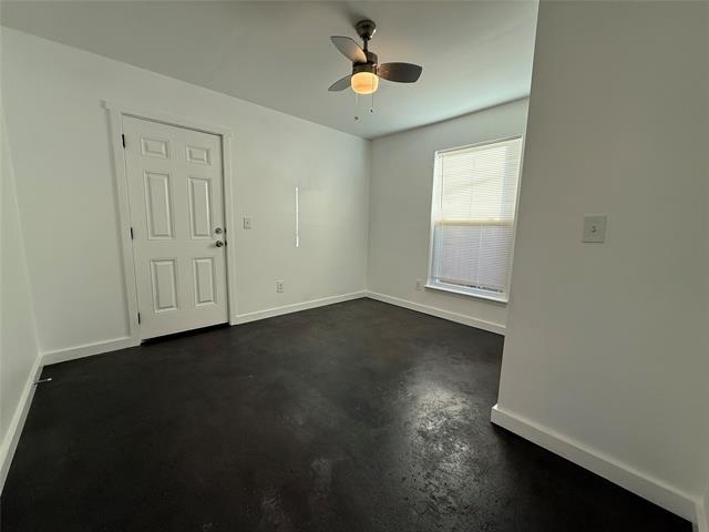 Foto del edificio - 1135 Holly Glen Cir