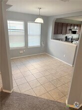 Building Photo - 206 W Gemini Ln