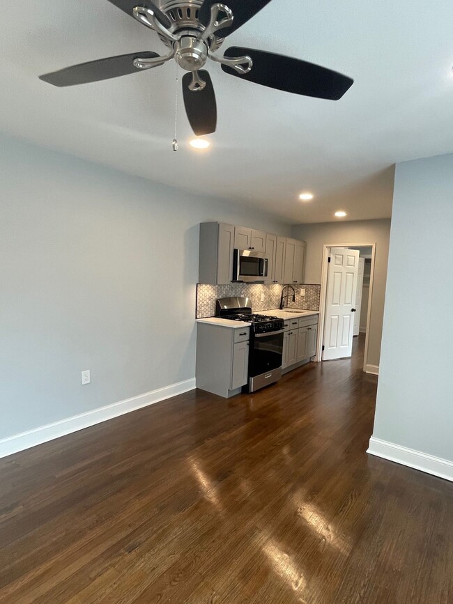 Building Photo - 39 Westervelt Pl