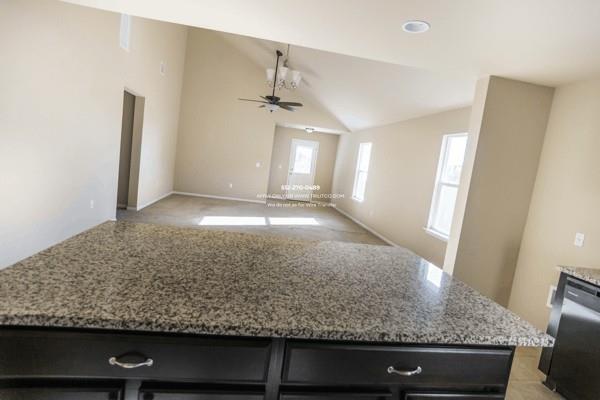 Building Photo - 123 Navidad River Dr