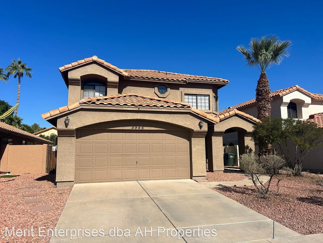 3 br, 2.5 bath House 5946 E KELTON LN House Rental in Scottsdale