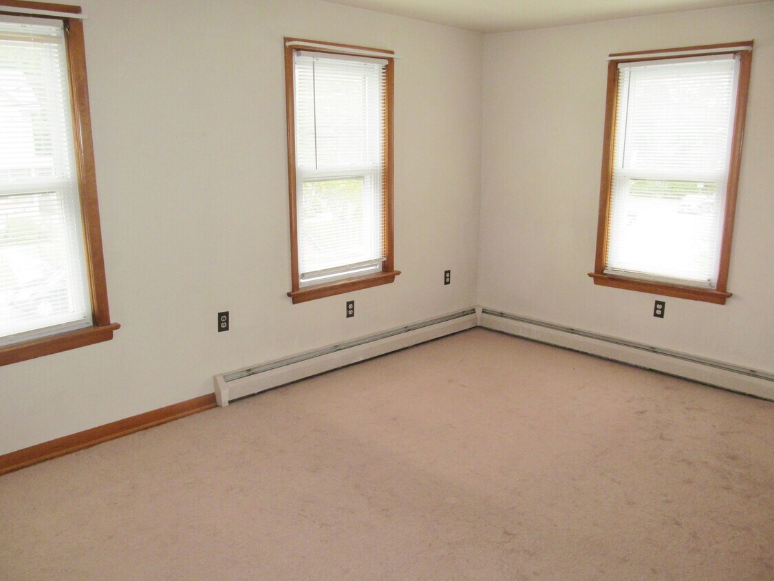 14 Gaston Ave Unit F, Raritan, NJ 08869 Apartments in Raritan, NJ