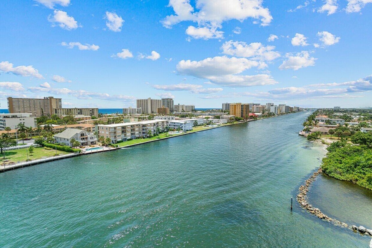Foto principal - 2880 NE 14th Street Causeway