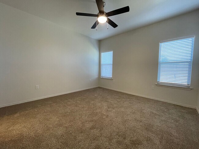 Building Photo - Recently Built Townhome in North Lubbock