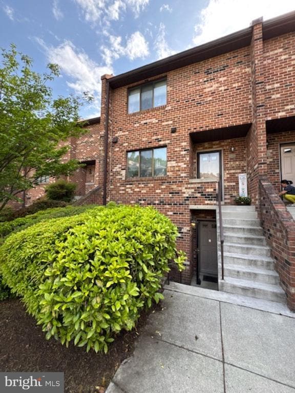 Building Photo - 3840 Steppes Ct