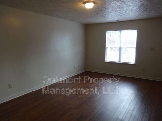Building Photo - 942 Pedro Dr