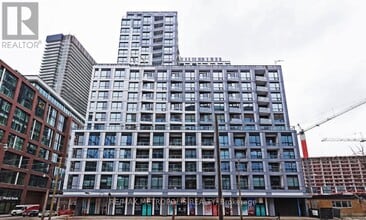 Building Photo - 15 Richardson St