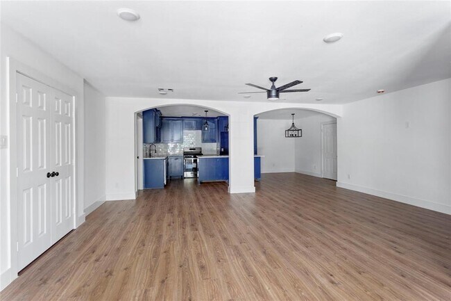 Foto del edificio - 5811 Northridge Dr