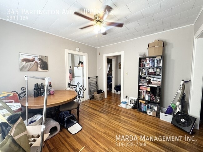 Building Photo - CHARMING 2 BED/1 BATH UPPER UNIT- WEST WINDSOR PLUS HYDRO & GAS!