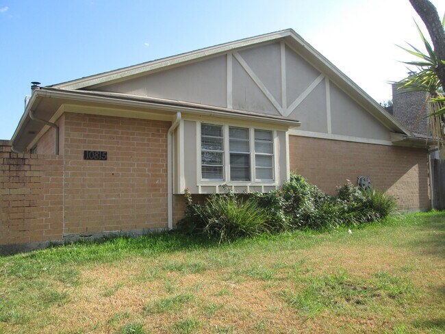 Foto del edificio - 10815 Sugar Hill Dr