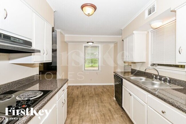 Foto del edificio - 5176 Rolling Meadows Dr
