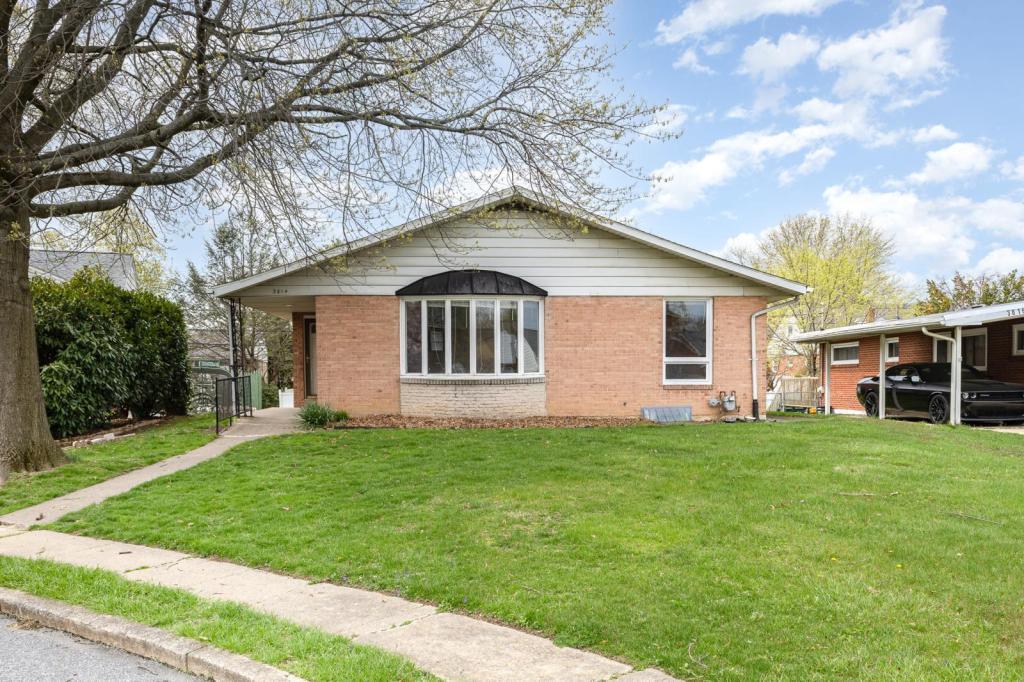 Primary Photo - 3814 Kingsley Dr