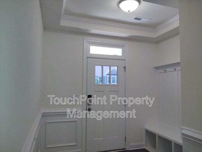 Foto del edificio - 2235 Blewett Dr