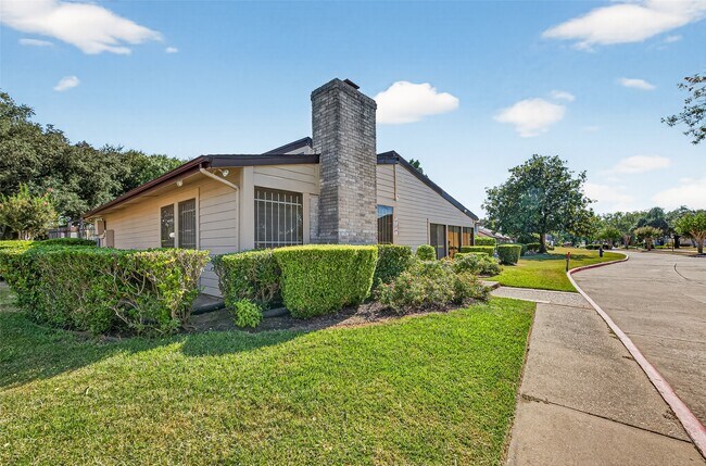 Foto del edificio - 12433 S Dairy Ashford Rd