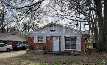 Building Photo - 2421 Dearborn Dr