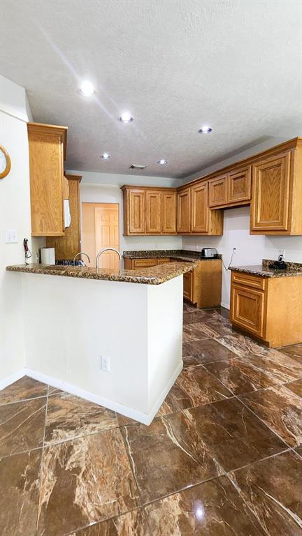 Building Photo - 20207 Fieldtree Dr