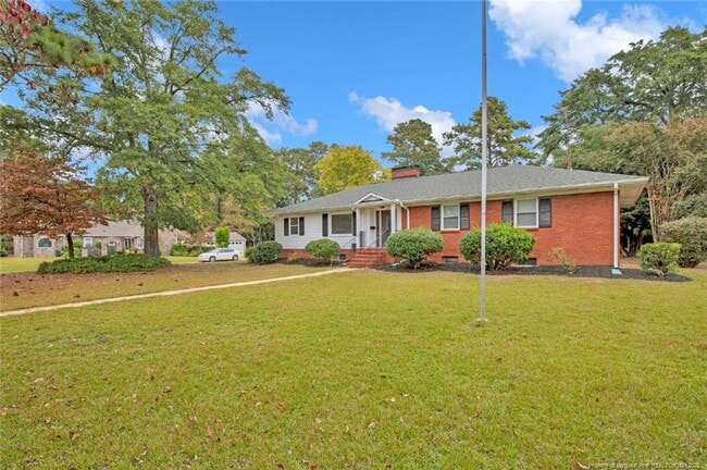 Building Photo - 301 Fairfield Rd