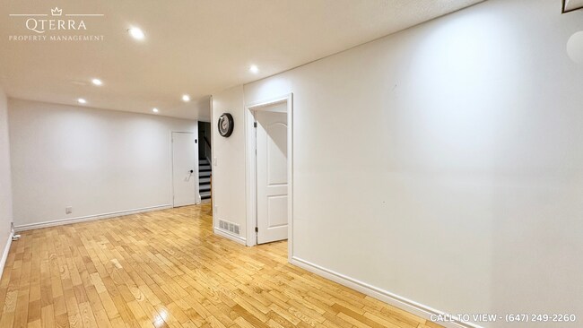 Building Photo - 1108 Valley Crt