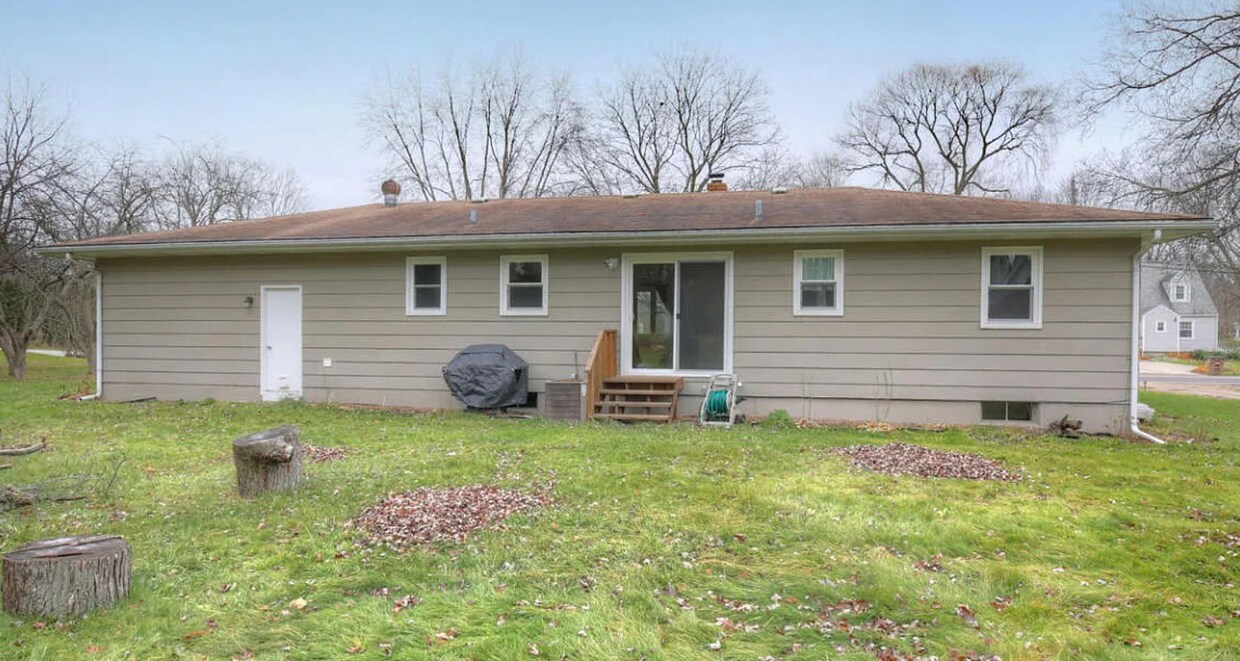 Foto principal - 275 Oak St