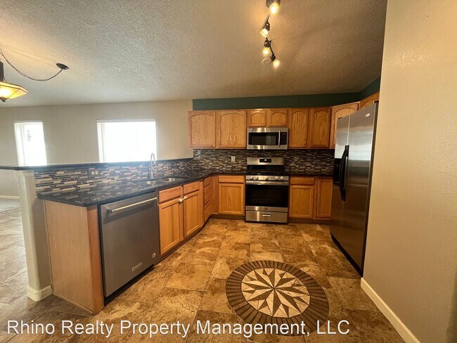 Building Photo - 3 br, 2 bath House - 365 Minturn Loop NE