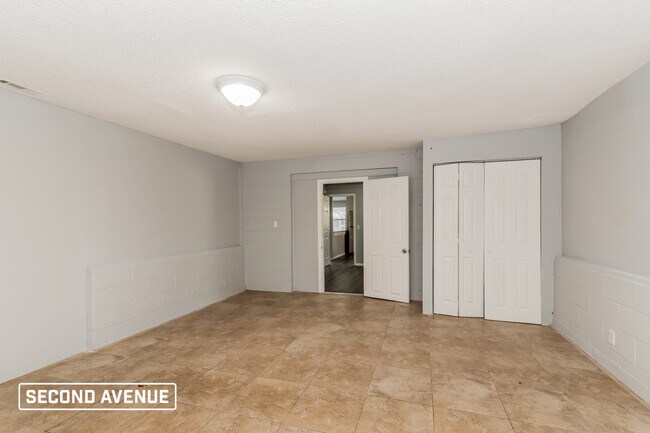 Building Photo - 6775 Gaspar Cir E