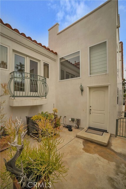 Primary Photo - 506 Dahlia Ave