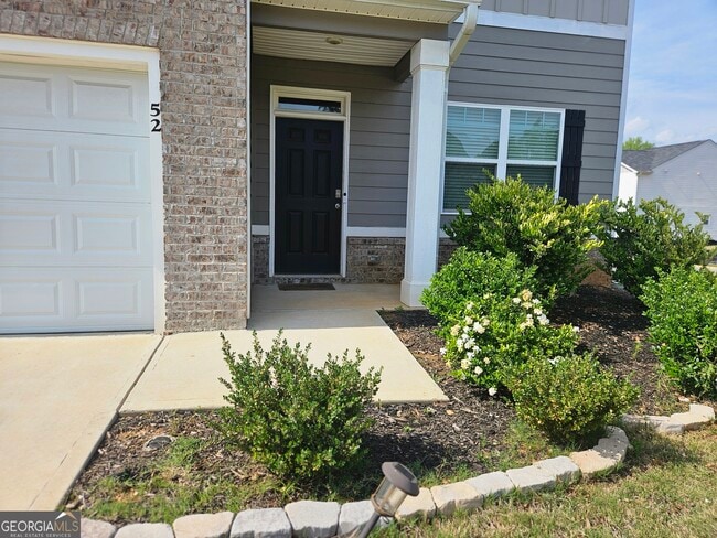 Building Photo - 52 White Spruce Wy