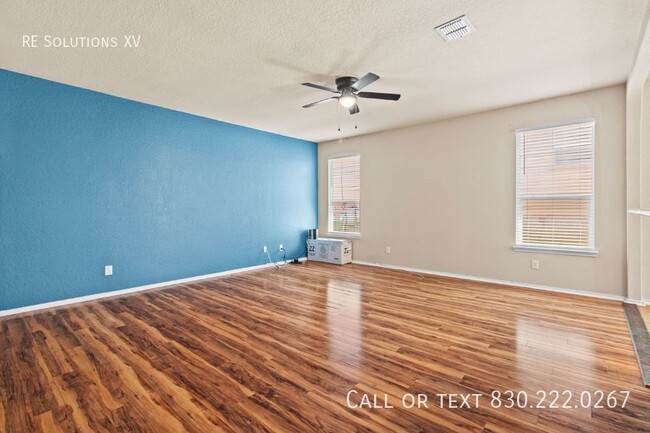 Building Photo - Charming 3 Bed, 2 Bath Rental in San Anton...