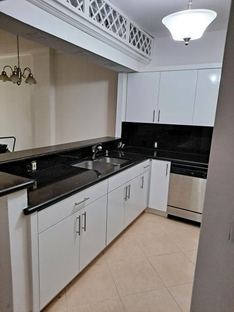 Foto del edificio - 1455 N Treasure Dr