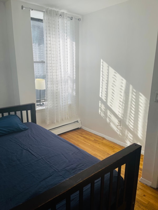 Building Photo - 1264 Sheridan Ave