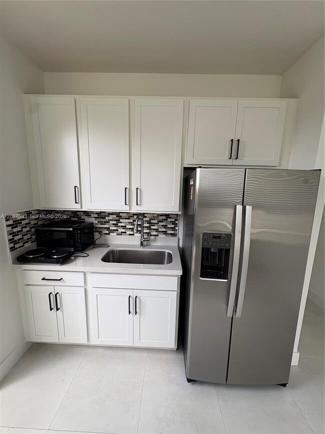 Building Photo - 30940 SW 192nd Ave