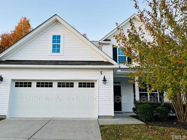 Building Photo - 402 Ravenstone Ln