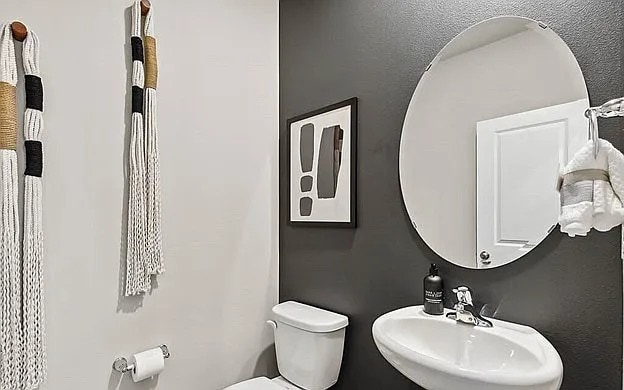 Building Photo - 1721 Moran Ave